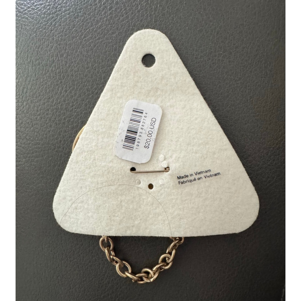Free People Unlock Your Love Pin NWT Gold Keys Oversized Brooch Vintage Inspired - Picture 4 of 4
